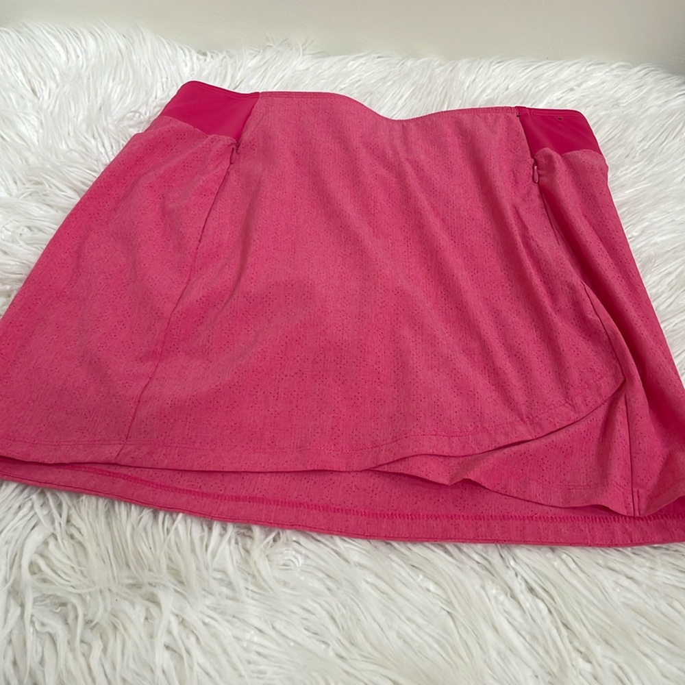 Callaway 16 1/2 inch medium golf skort